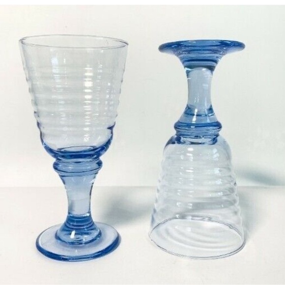 Set of 2 Libbey Sirrus Vintage Blue Glass Ribbed 7" Wine Water Goblets - Picture 1 of 3
